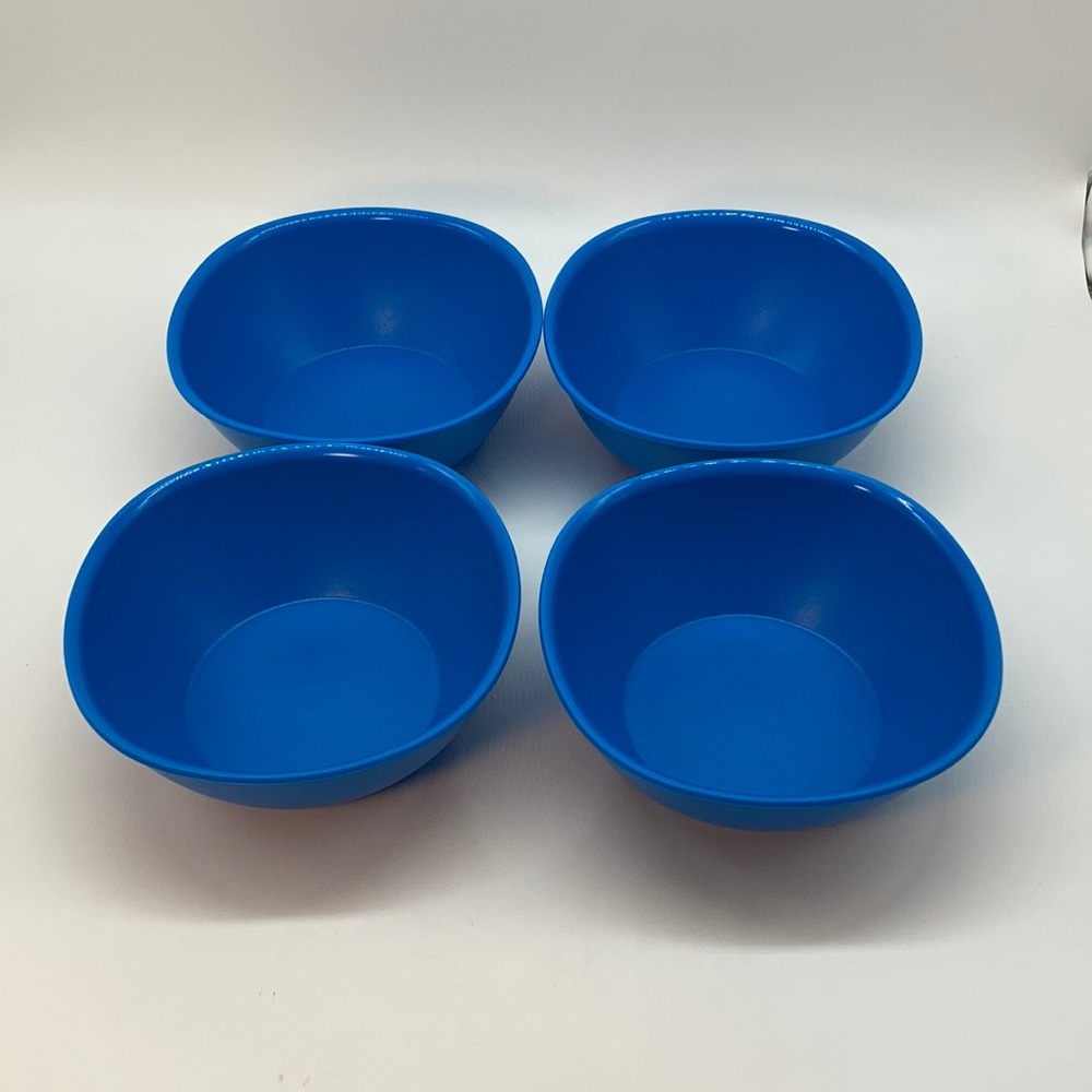 Tupperware Legacy Soup Bowls Set of 4